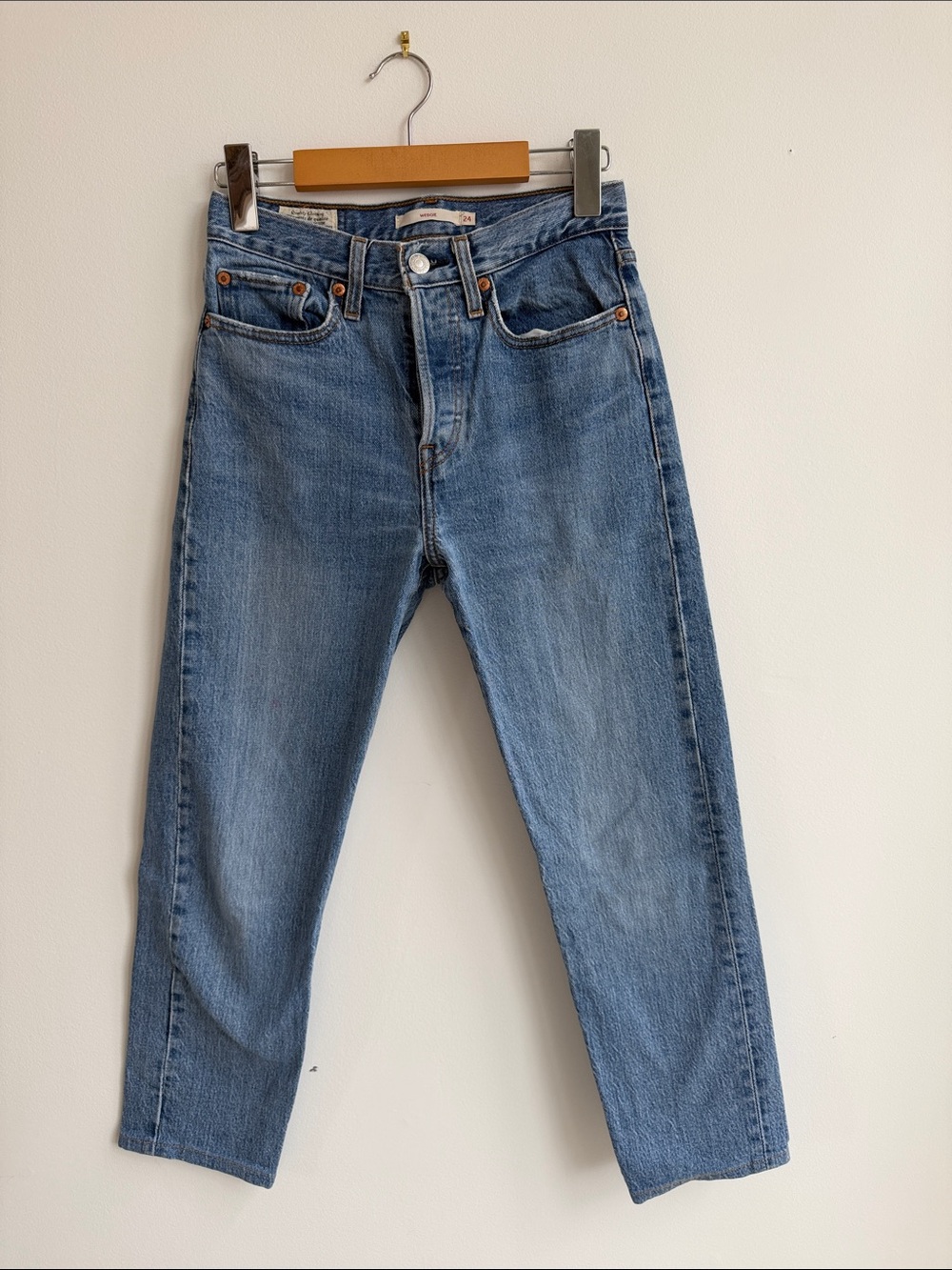 Levi's Women's Straight-Leg Jeans in Light Blue Denim